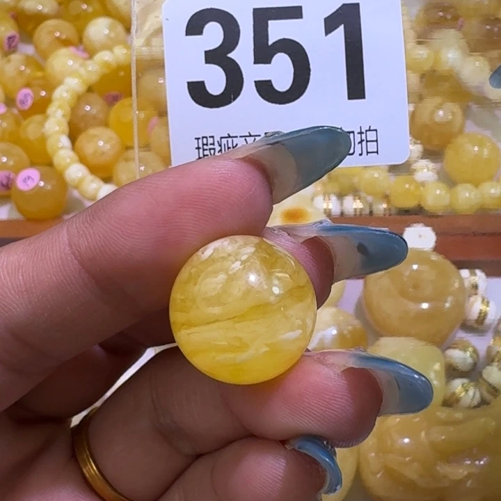 白***_裸石琥珀未镶嵌17mm