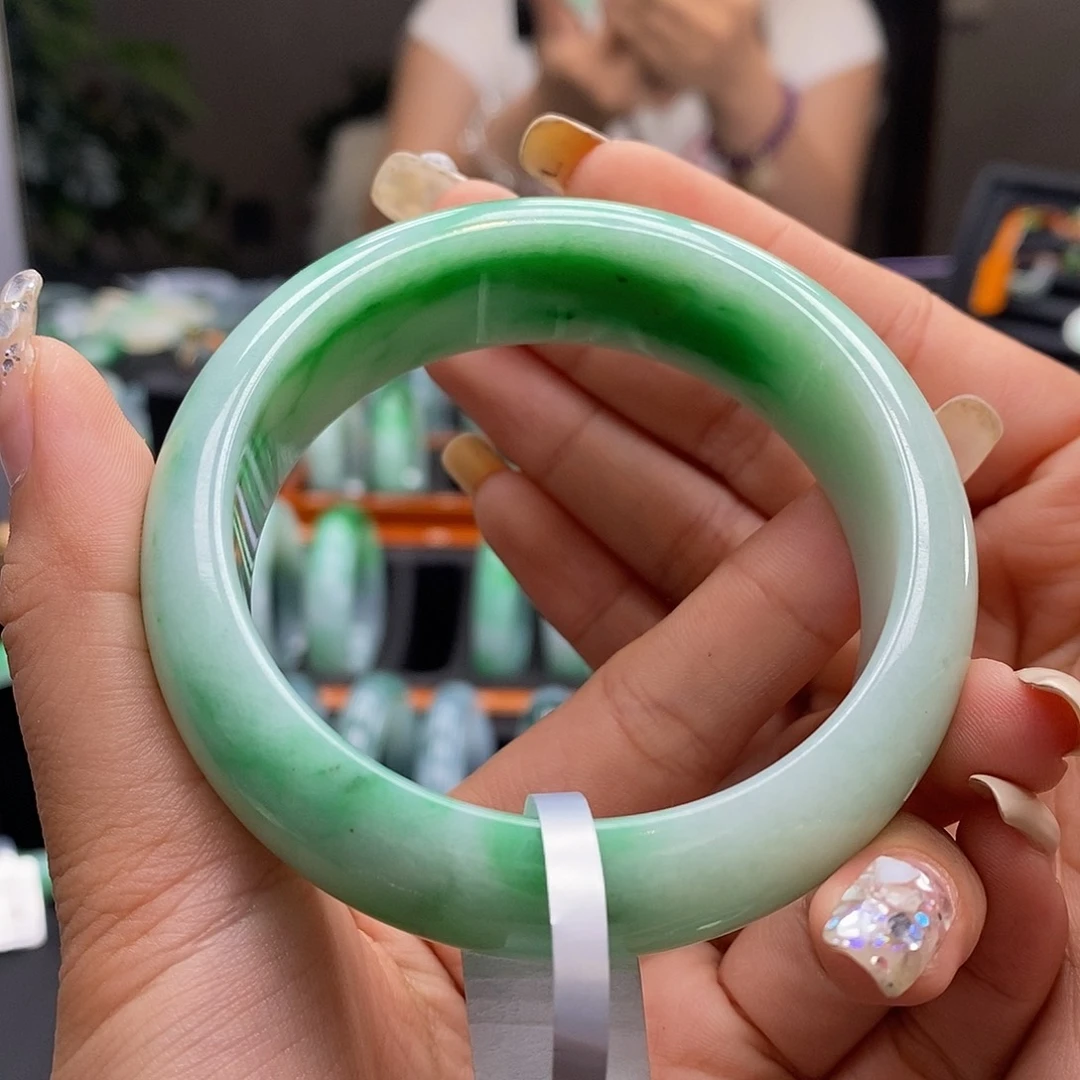 翡翠未镶嵌手镯缅甸翡翠57.8