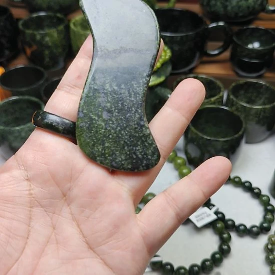 未镶嵌蛇纹石玉板板