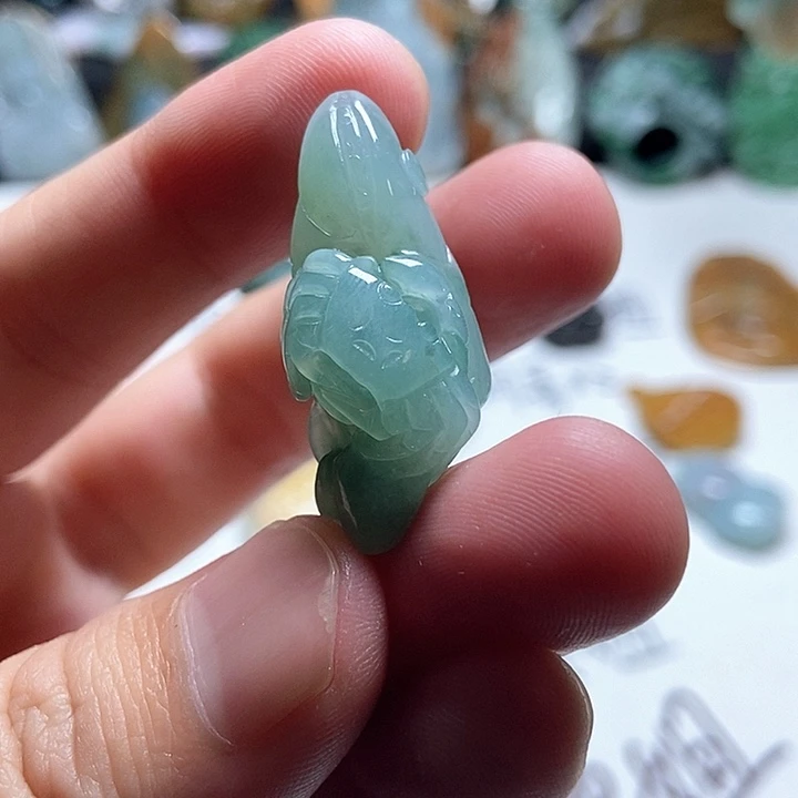 翡翠未镶嵌颈饰翡翠a货