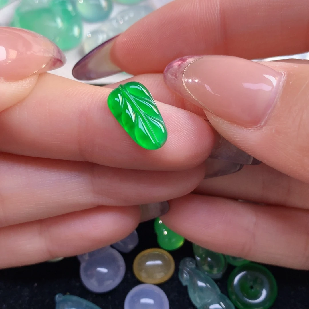 翡翠裸石13.8-8.11-2.03