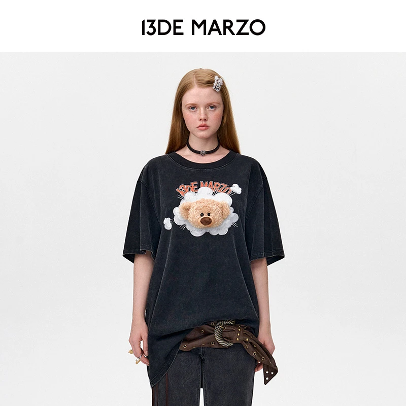 13DE MARZO男女同款 25春夏新款穿越插画小熊短袖街头宽松棉质T恤