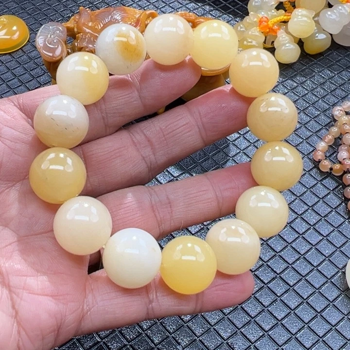 石英质玉（黄龙玉）颈饰未镶嵌