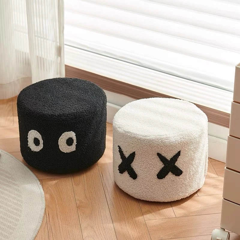 家用门口实木矮凳骰子换鞋客厅创意儿童羊羔绒沙发坐墩凳子板凳