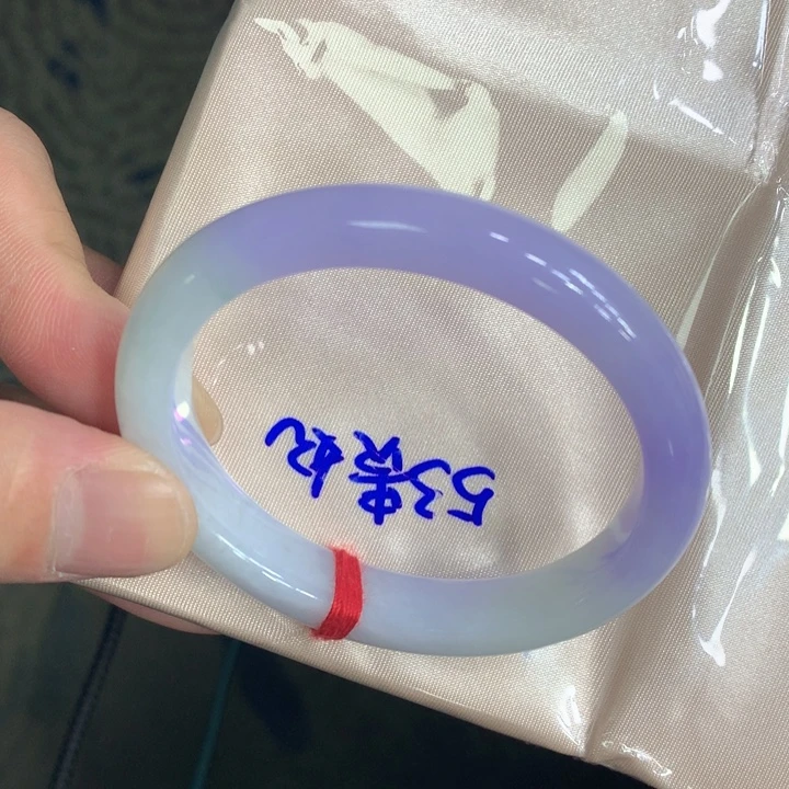 翡翠未镶嵌手镯（贵妃镯）翡翠（53贵妃）