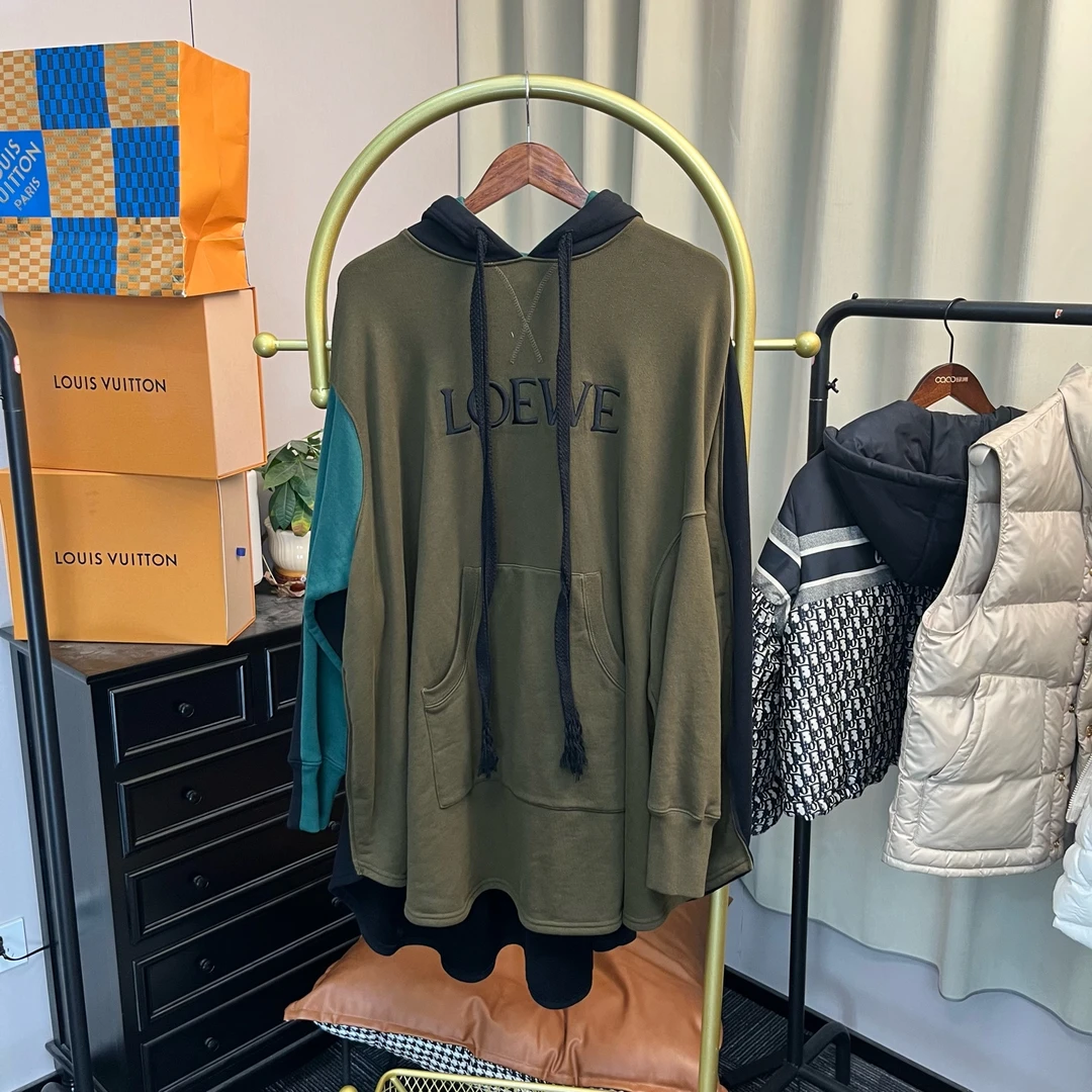 99新 LOEWE/罗意威  绿色拼接logo帽衫 xs码