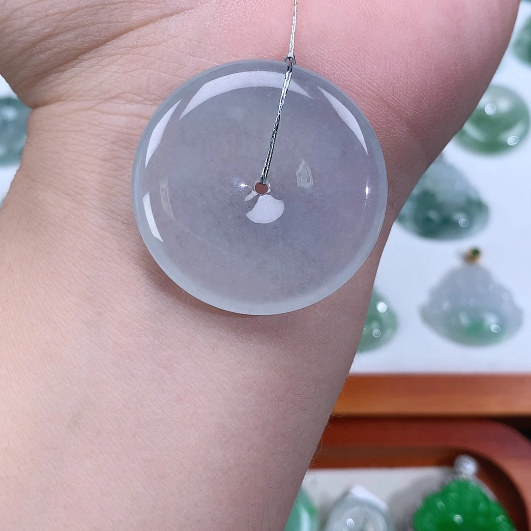 翡翠未镶嵌颈饰吊坠