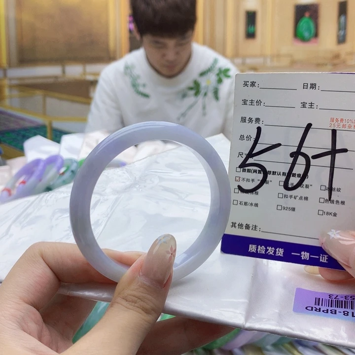 翡翠未镶嵌手镯00……