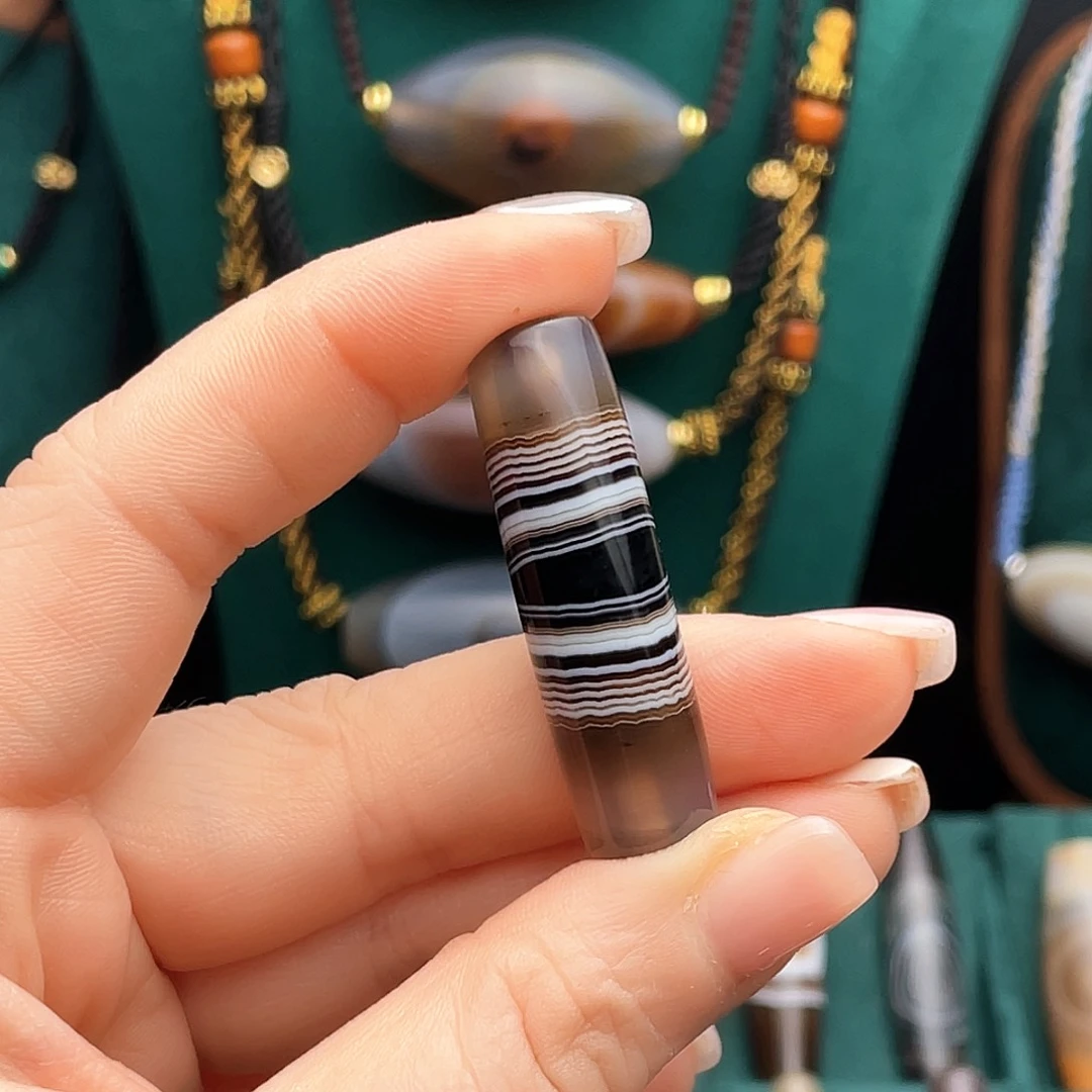 玛瑙/玉髓未镶嵌珠宝半成品M****玩