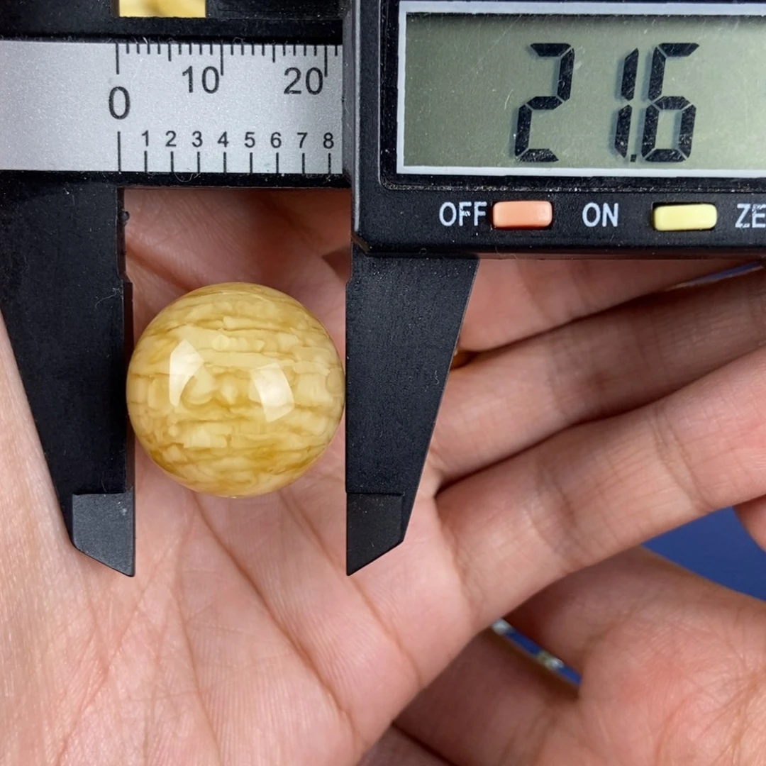 未镶嵌琥珀裸石蜜蜡
