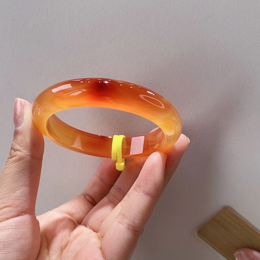 玛瑙/玉髓手镯未镶嵌53.7