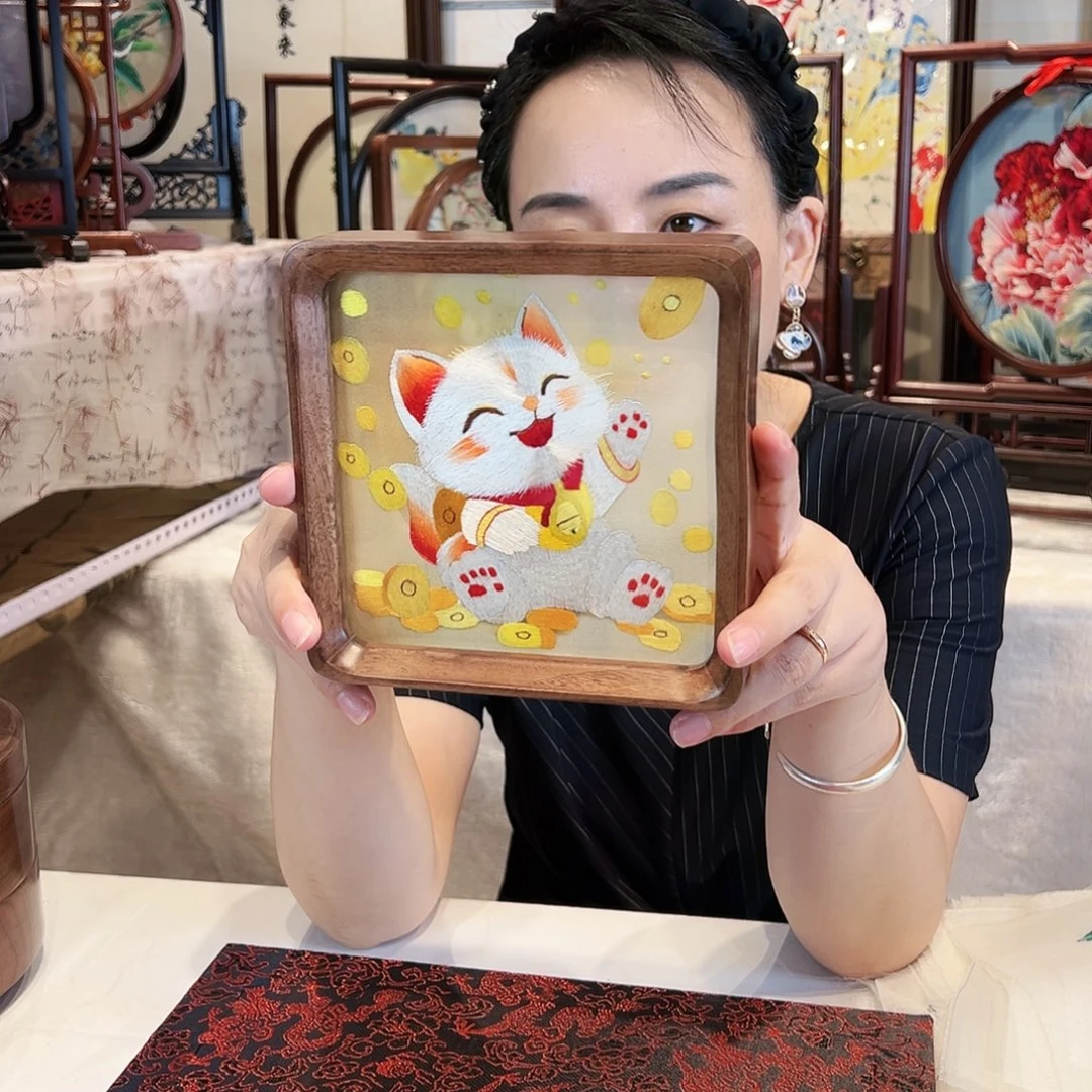 织绣苏绣摆台手工胡桃木小摆台