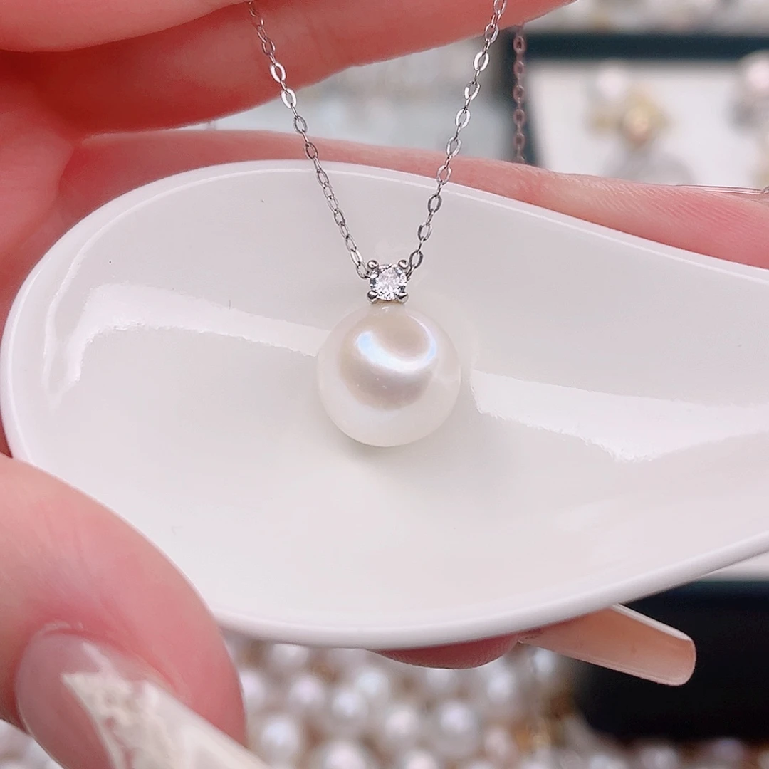 淡水珍珠吊坠(赠链)未镶嵌
