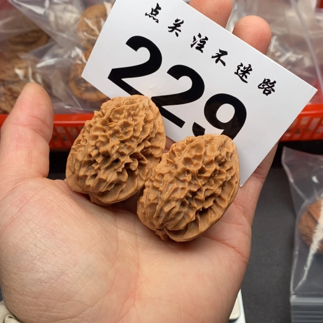 文玩核桃吊坠35招财鼠