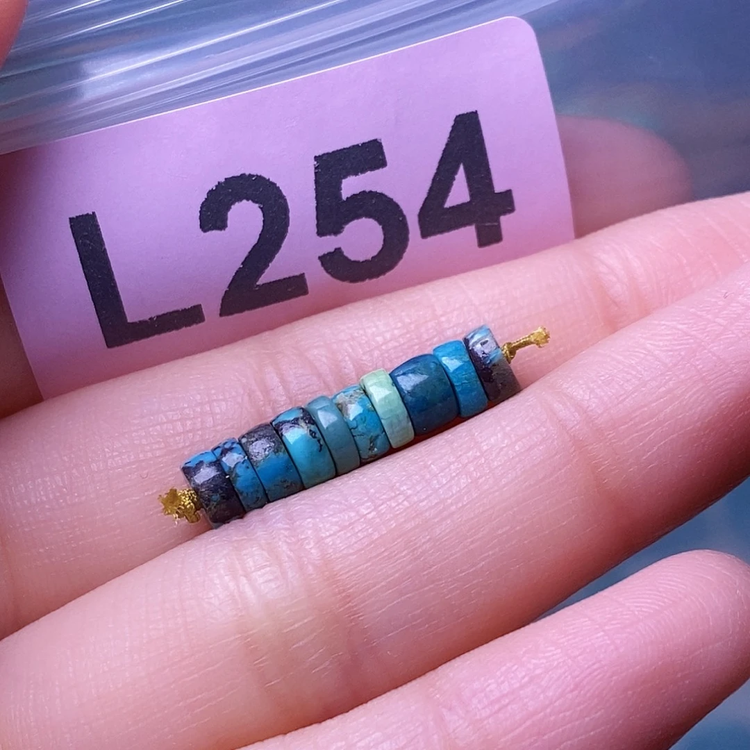 十堰原生态绿石头特色手工配饰