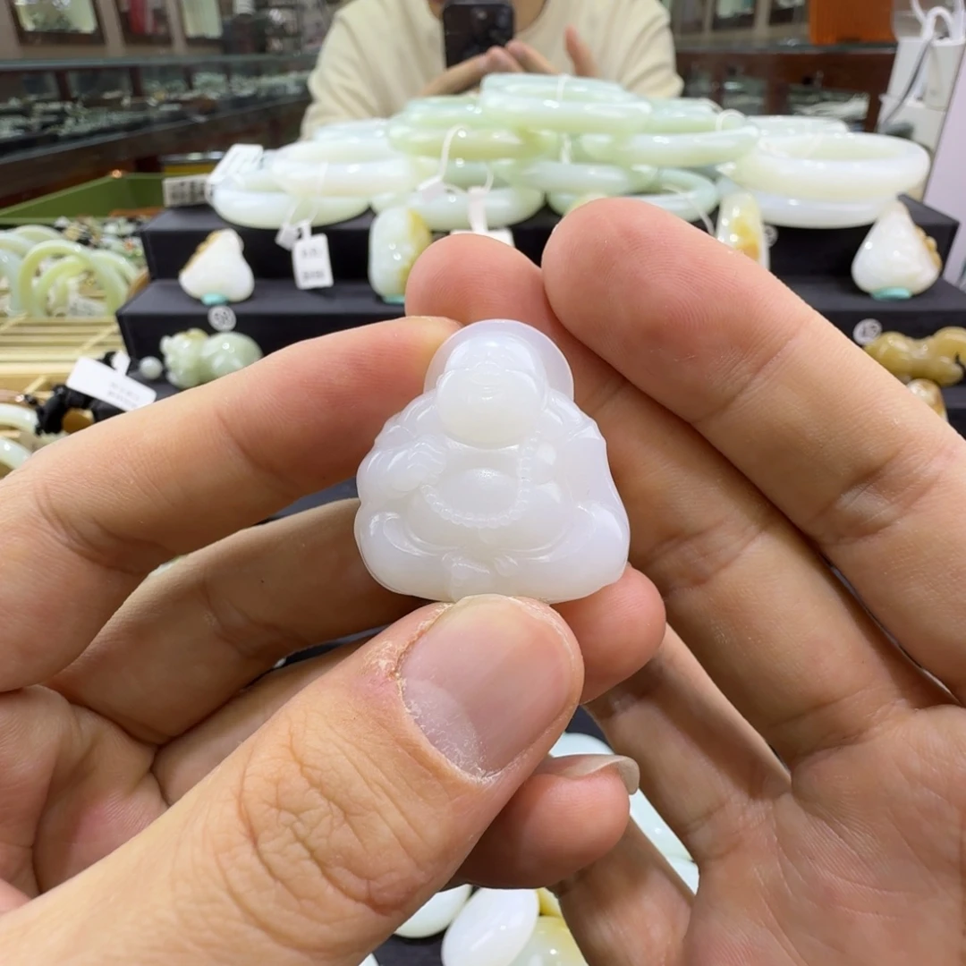 和田玉未镶嵌吊坠(赠链)新疆和田玉