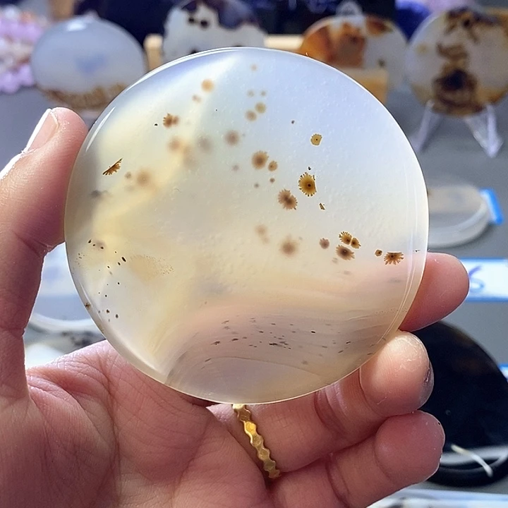 玛瑙/玉髓未镶嵌珠宝半成品