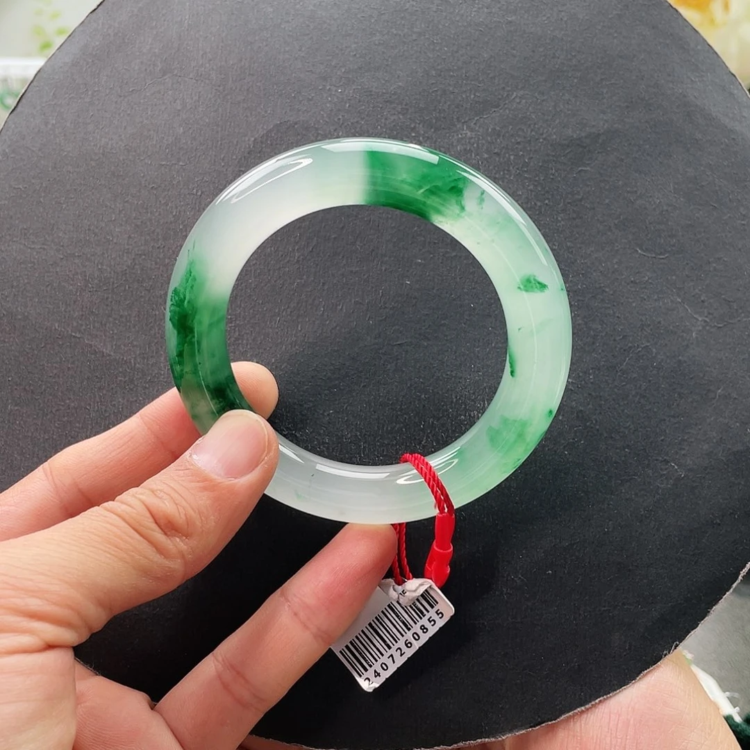 石英质玉手镯未镶嵌55