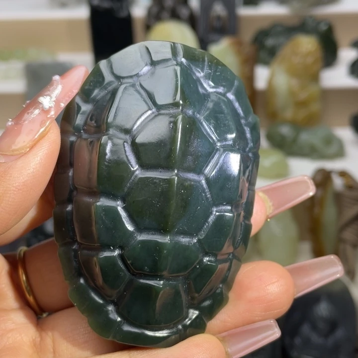 和田玉未镶嵌把件