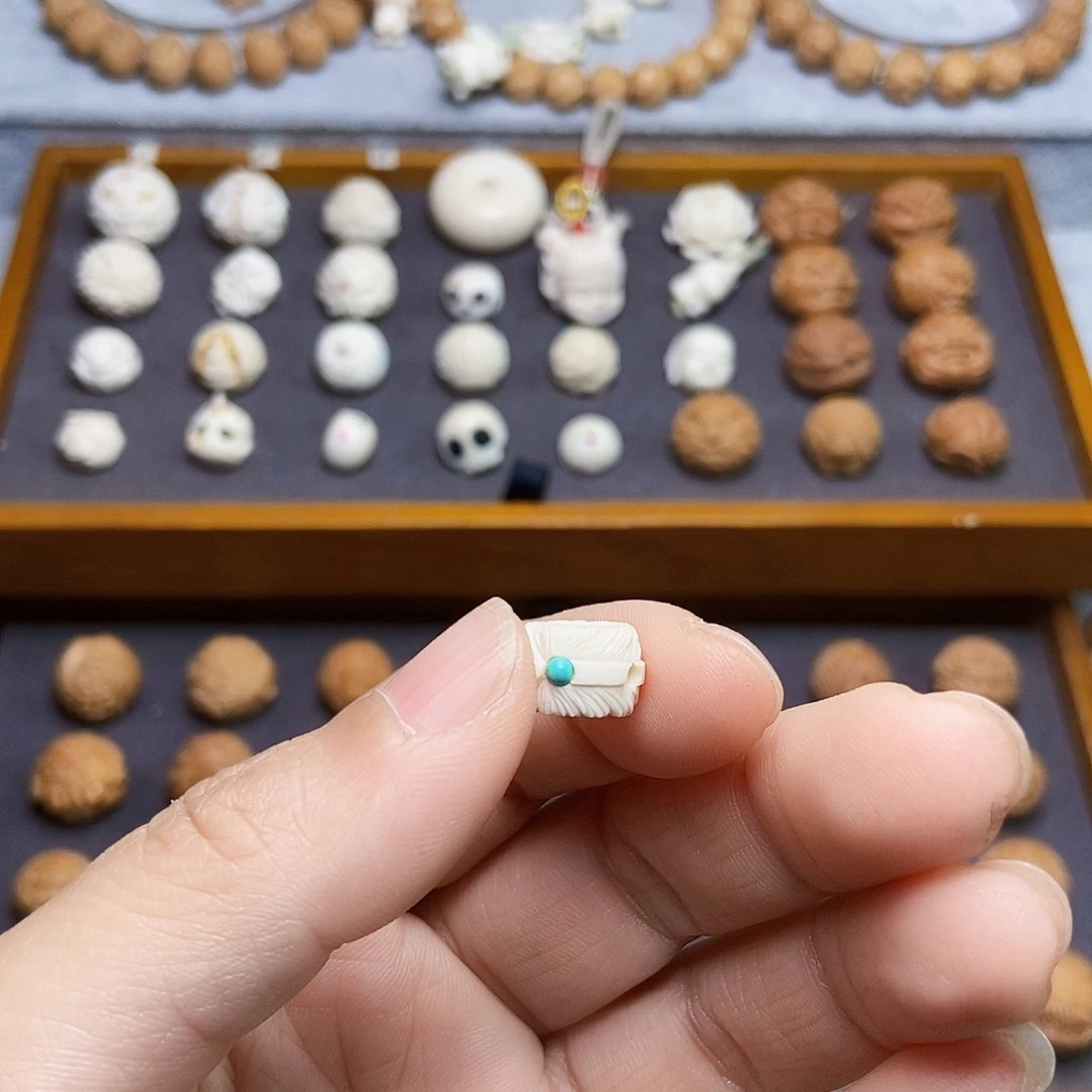 猴头核桃吊坠玲****?猛犸羽毛三通