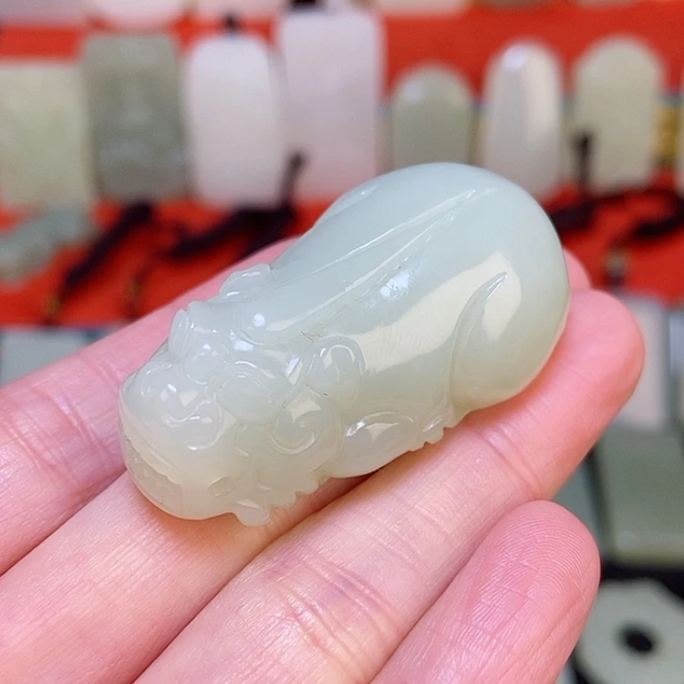 【闪购商品】颈饰未镶嵌和田玉