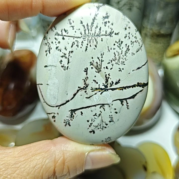 玛瑙/玉髓未镶嵌珠宝奇石