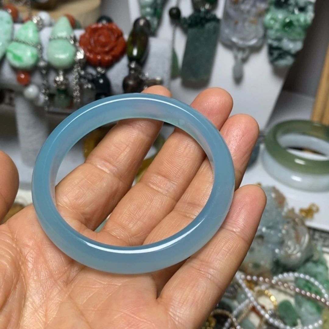 【闪购商品】翡翠吊坠(赠链)未镶嵌