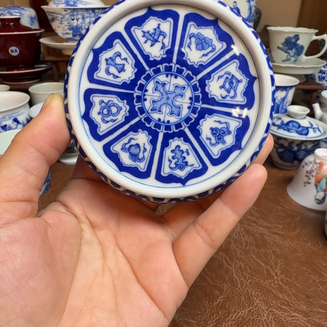 今天晚上的月亮很圆