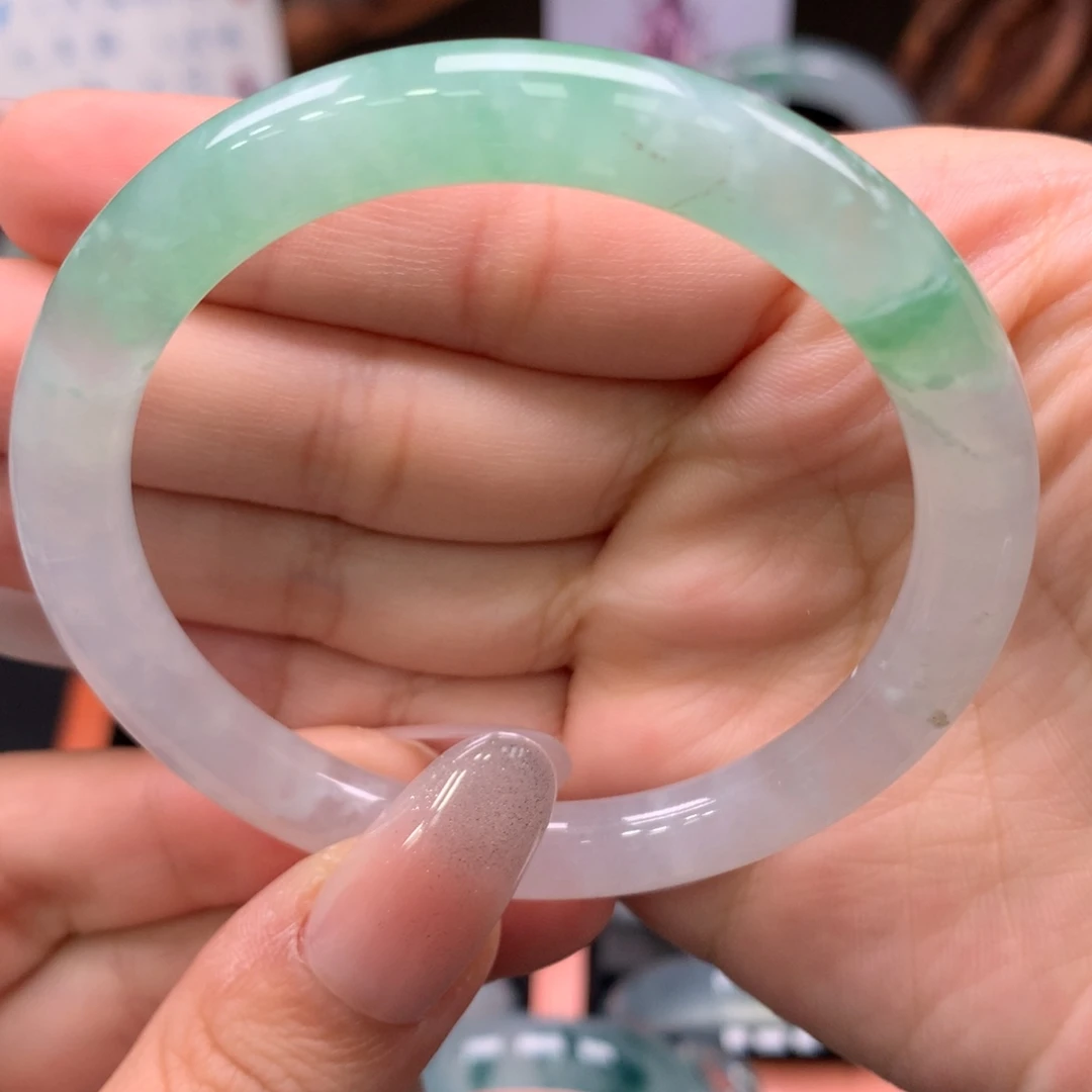 翡翠手镯未镶嵌11号