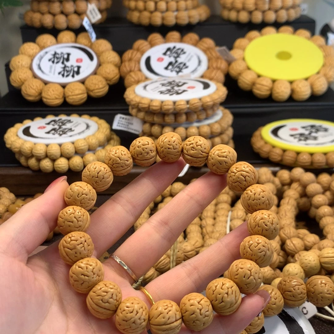 斑****精品桃核盘锦肌肉