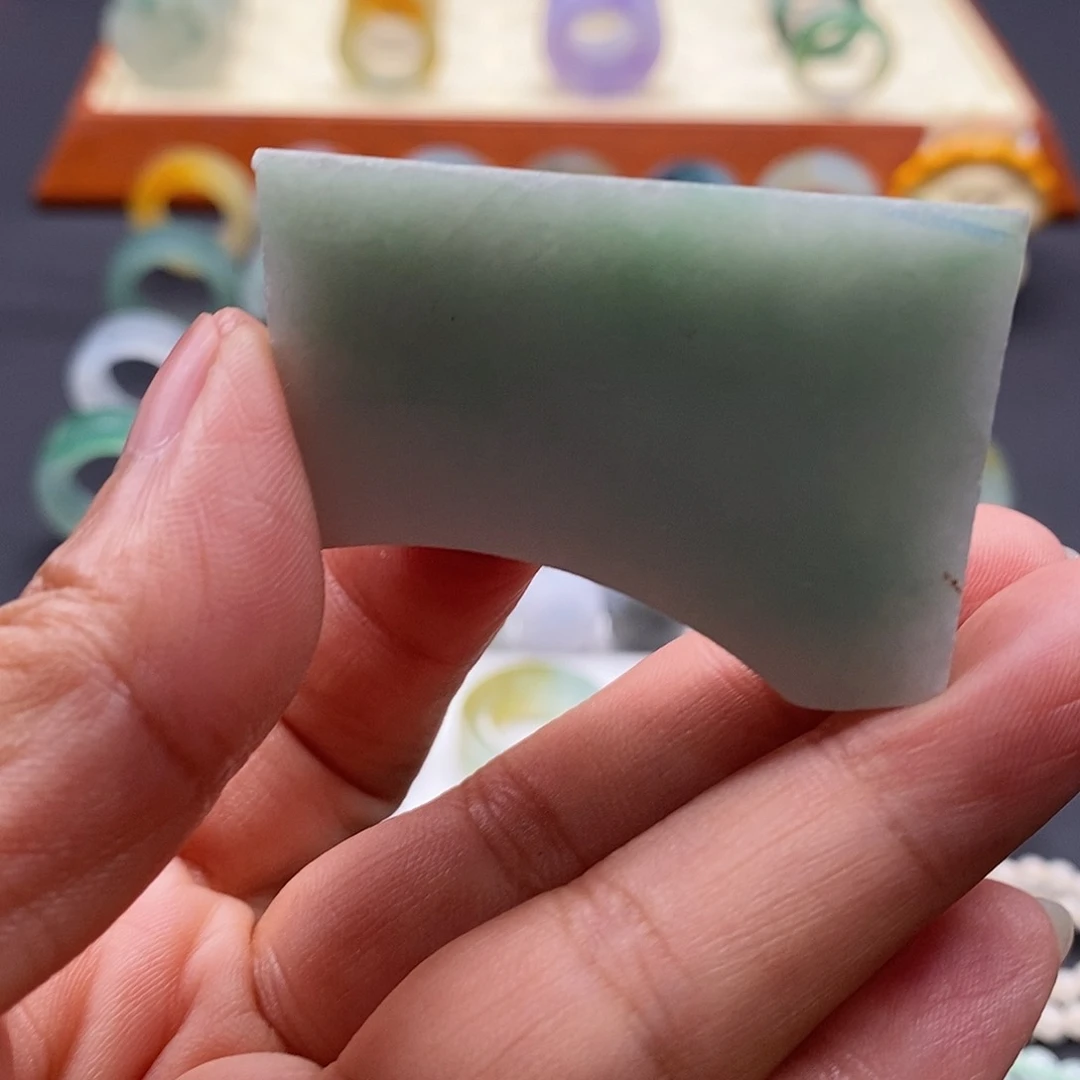 定制翡翠未镶嵌种****兔翡翠