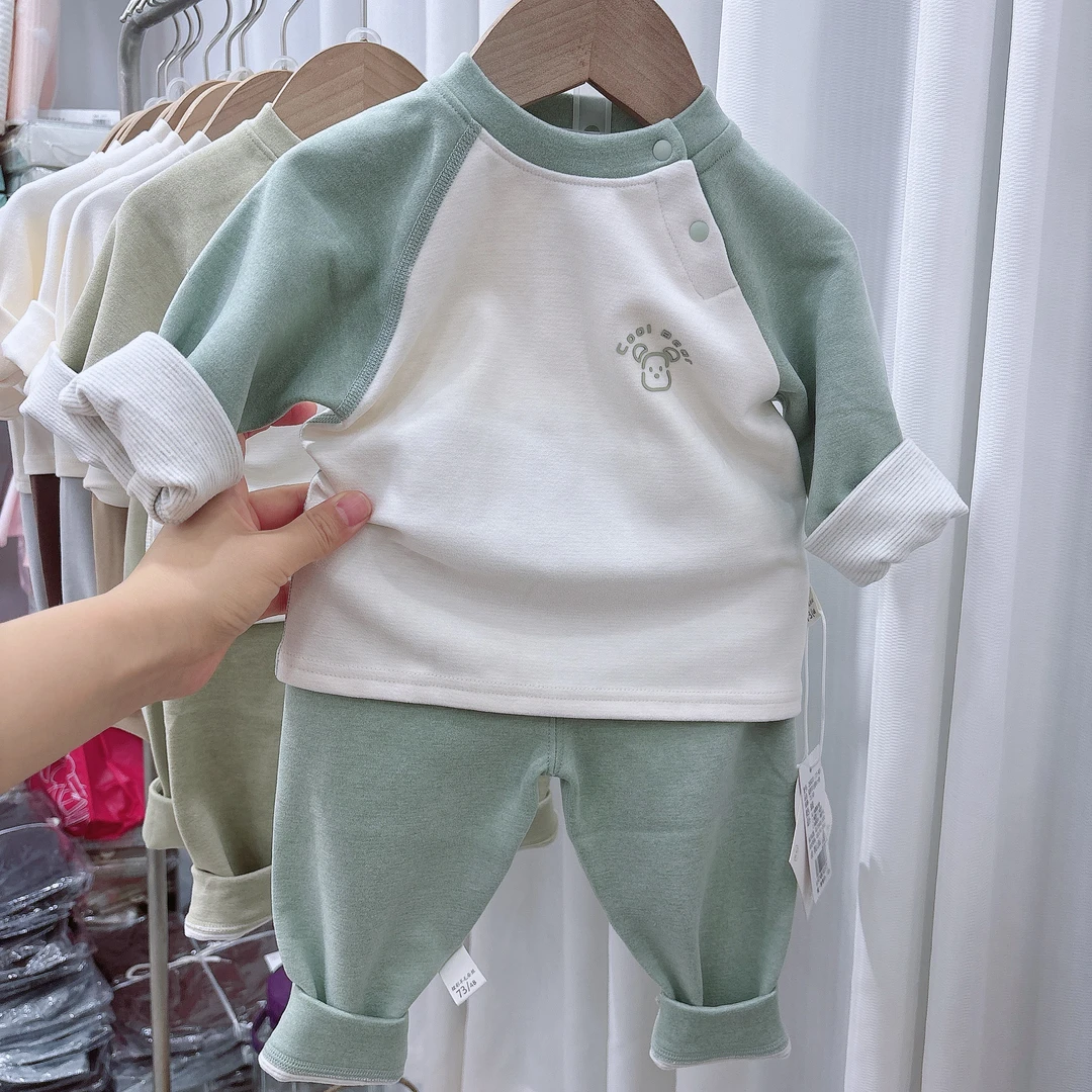 婴幼儿打底衣秋冬睡衣内衣居家吸汗套装简约保暖婴儿分体秋衣套装