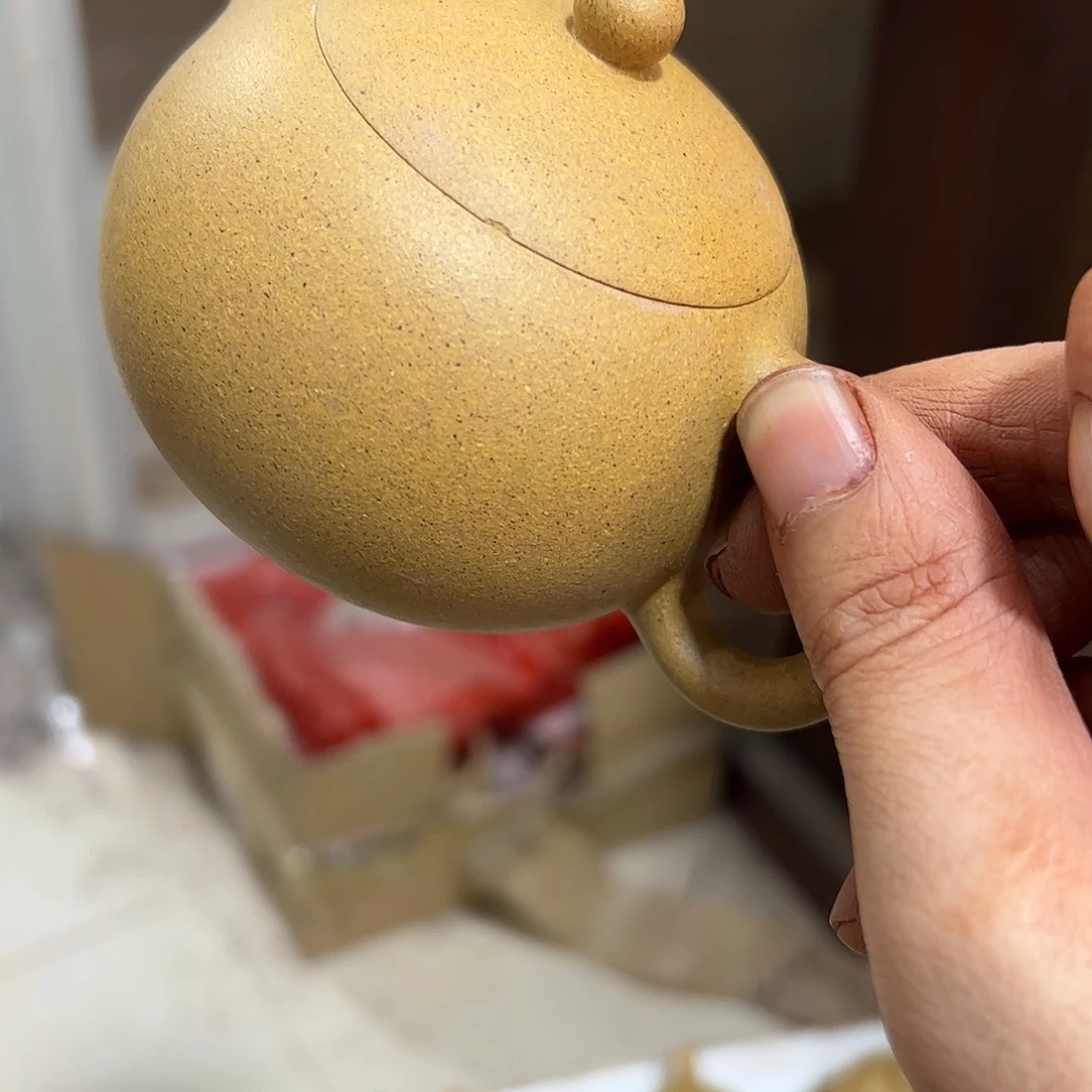 紫砂茶壶钧微瑕黄金段西施