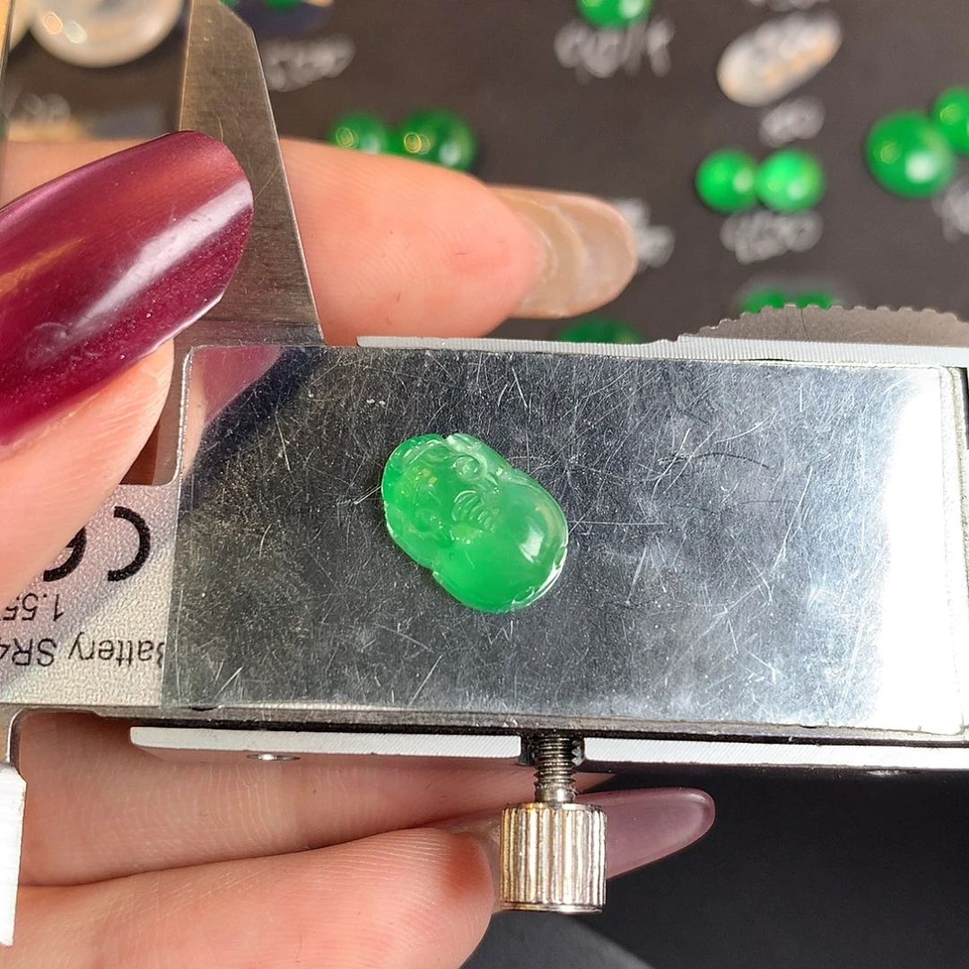 翡翠散珠11.2 7.4 3.4