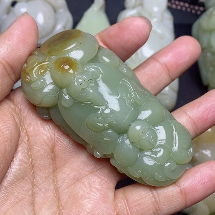 和田玉颈饰未镶嵌全*