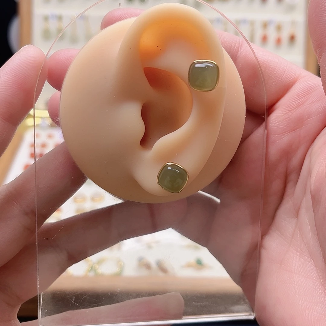 和田玉银S925镶嵌耳饰