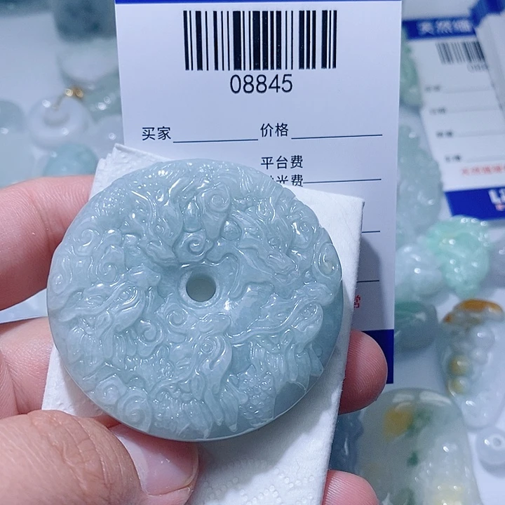 翡翠未镶嵌颈饰天光墟翡翠市场现金代购