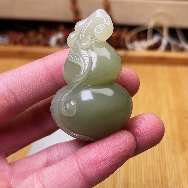 和田玉未镶嵌吊坠(不含链)