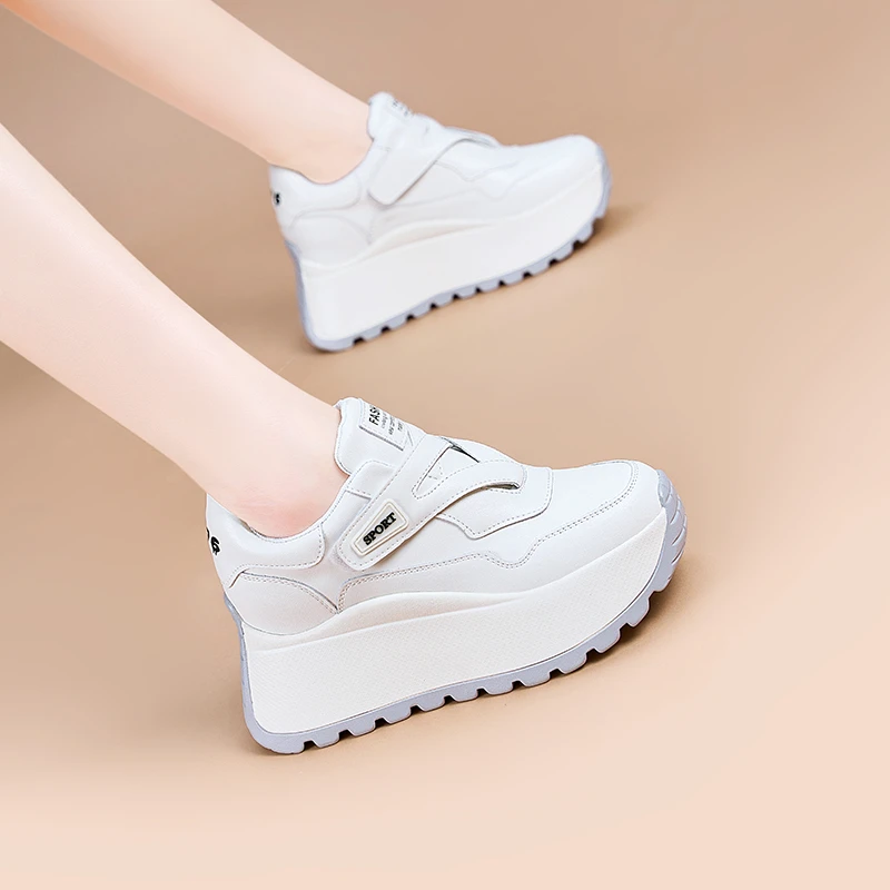 巴巴克8cm厚底阿甘鞋女款2025春季爆款百搭小个子增高女鞋6727-7