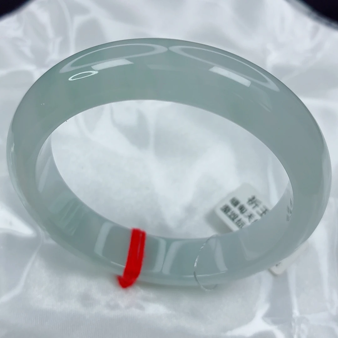 翡翠未镶嵌手镯53.7正圈，冰透起胶，强推，包容入，011