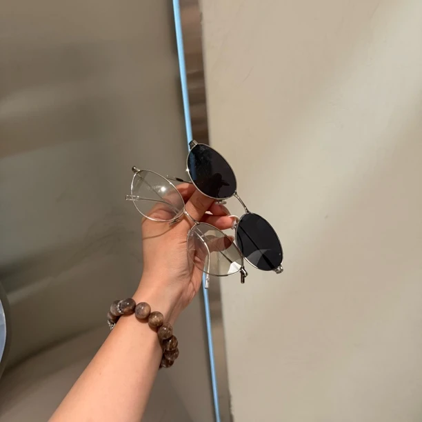 新款金属框显脸小防紫外线椭圆框时尚复古小框太阳镜老钱风男女