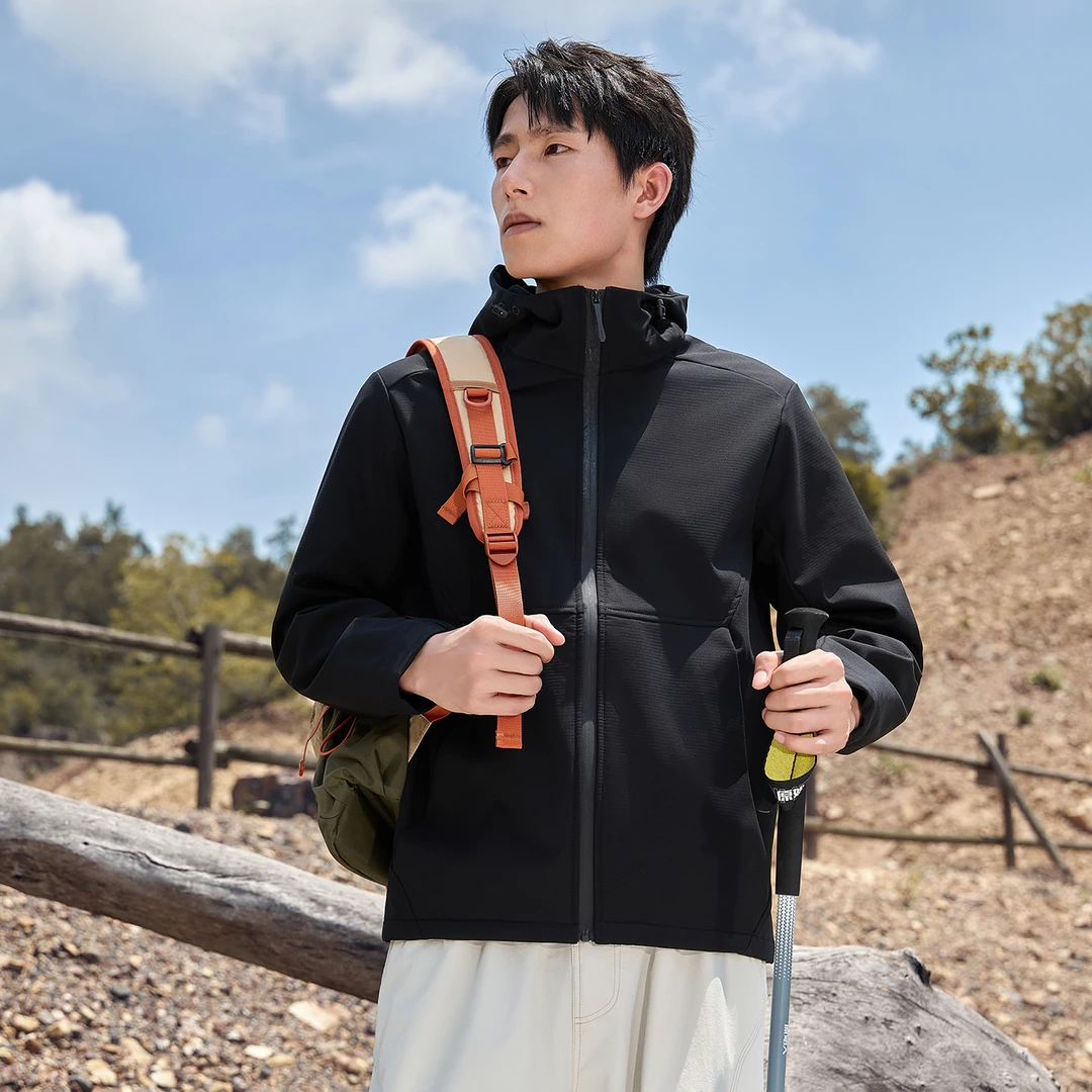 【C】【冲锋衣加绒款】2025透气户外男女同款百搭冲锋衣外套