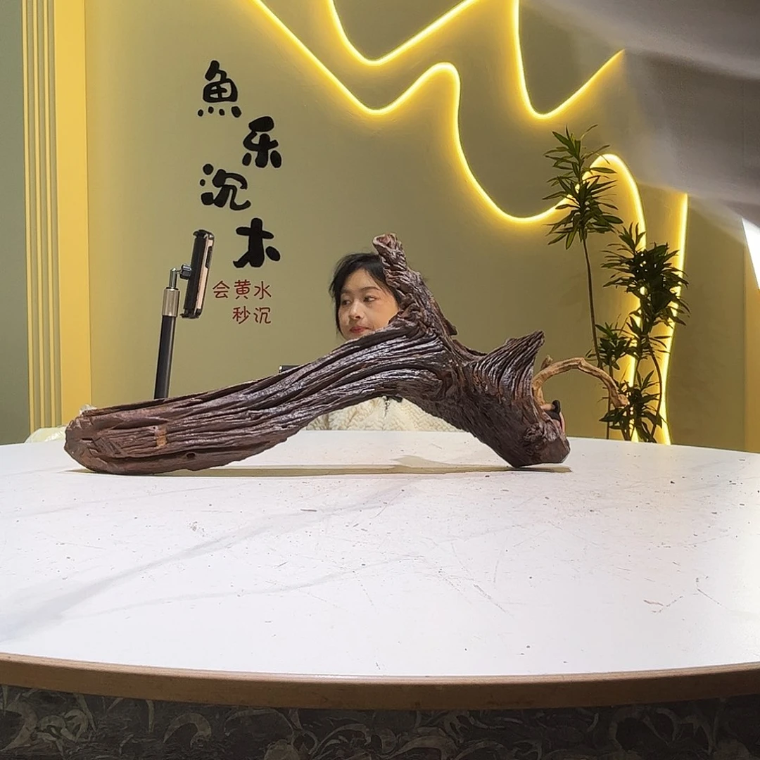 瓦当Z****长会黄黑红水365。51 8 27