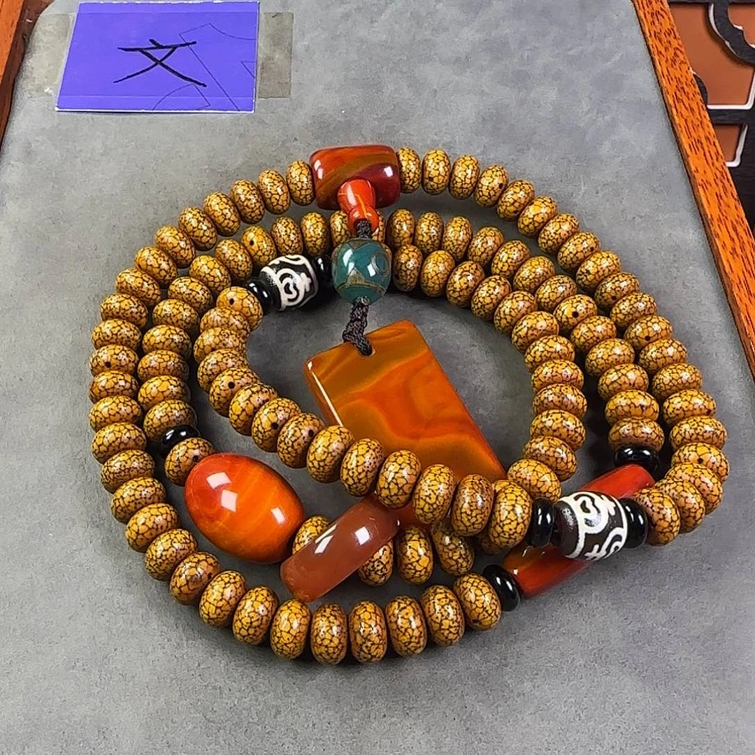 吊坠星月菩提脖挂