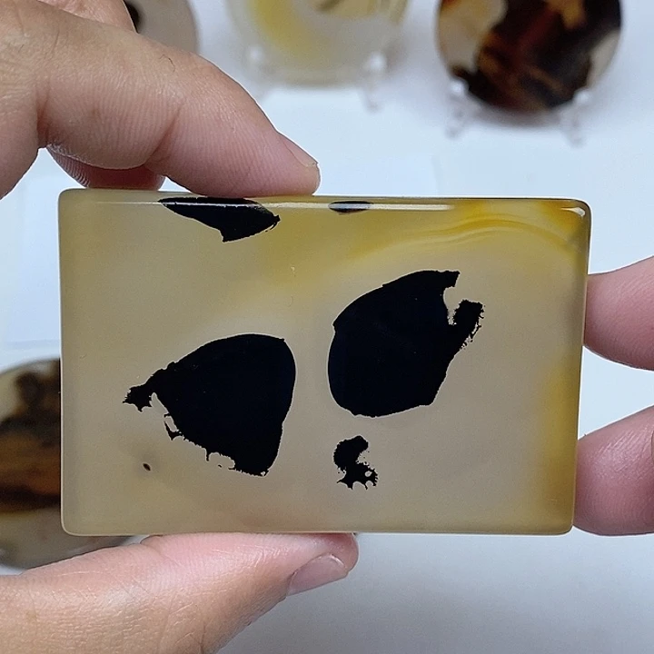 玛瑙/玉髓未镶嵌珠宝半成品
