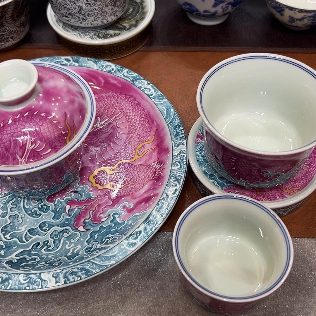 摆件对韩国的vv工程防洪工程法国v发广告