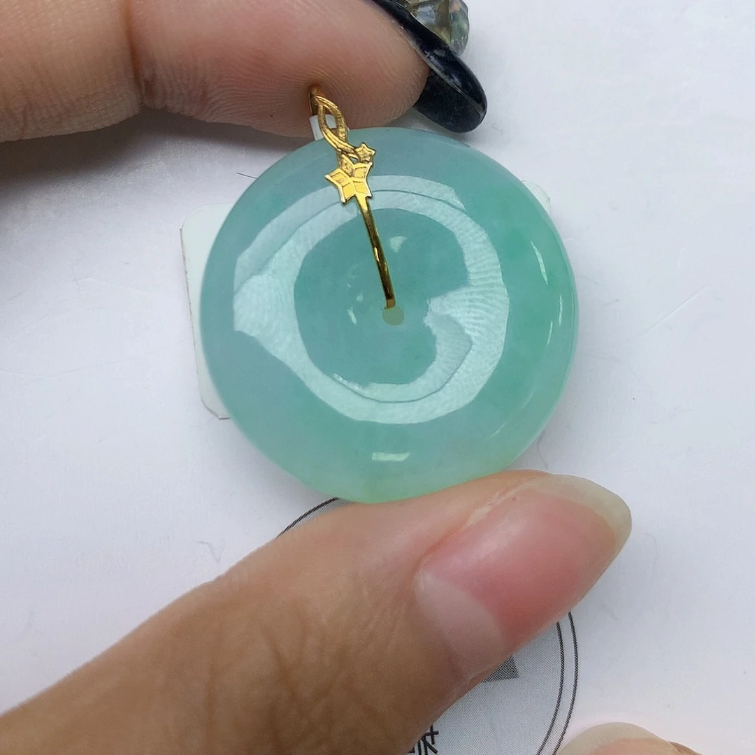 颈饰18K金镶嵌翡翠天然翡翠