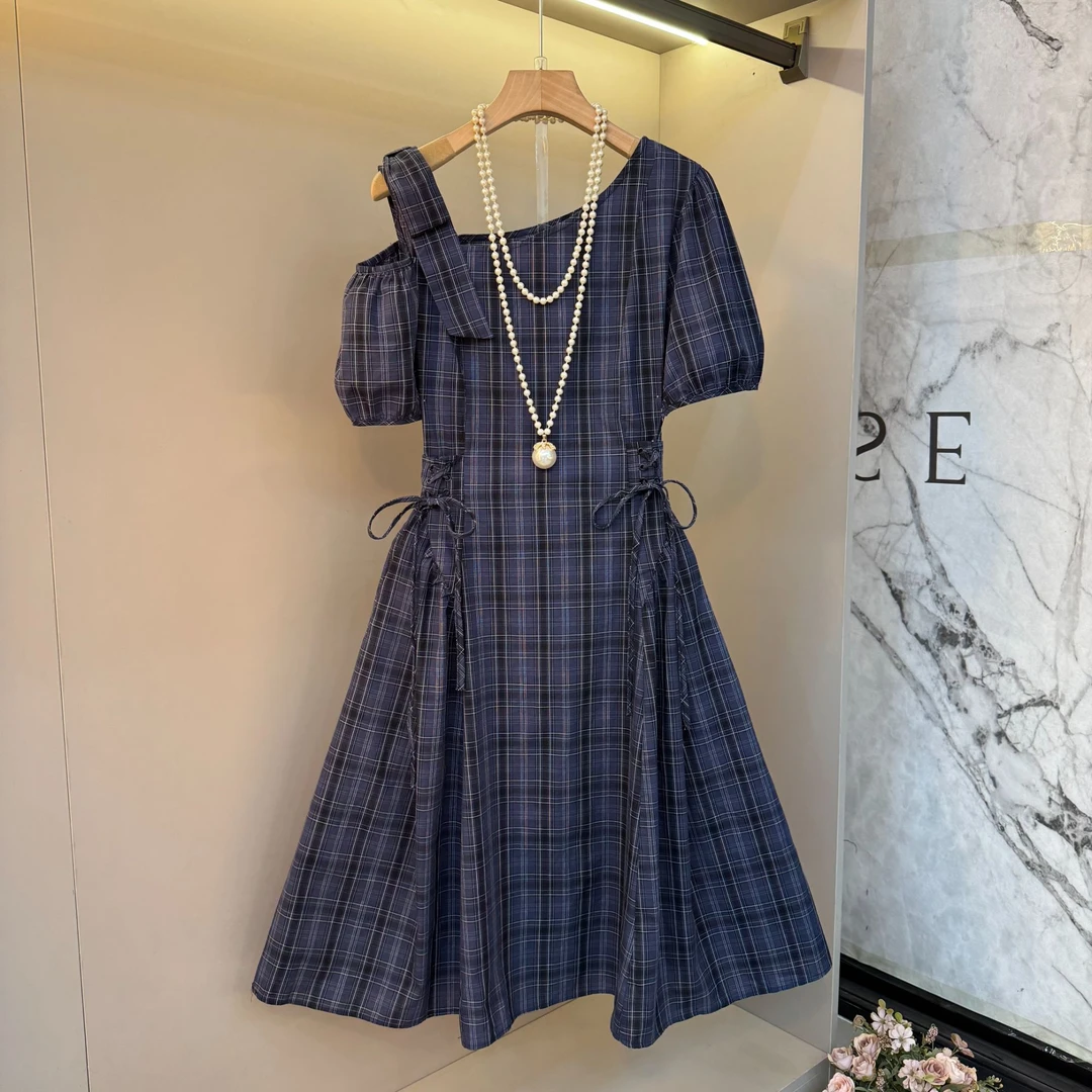 2025新款欧货单侧露肩蝴蝶结飘带双腰系带显瘦A摆大码连衣裙931