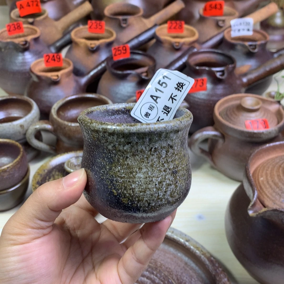 ?**®微瑕柴烧粗陶杯120毫升左右