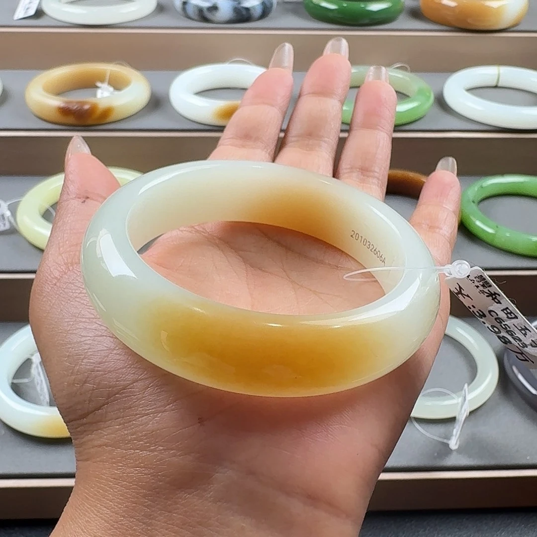 和田玉手镯未镶嵌54.3